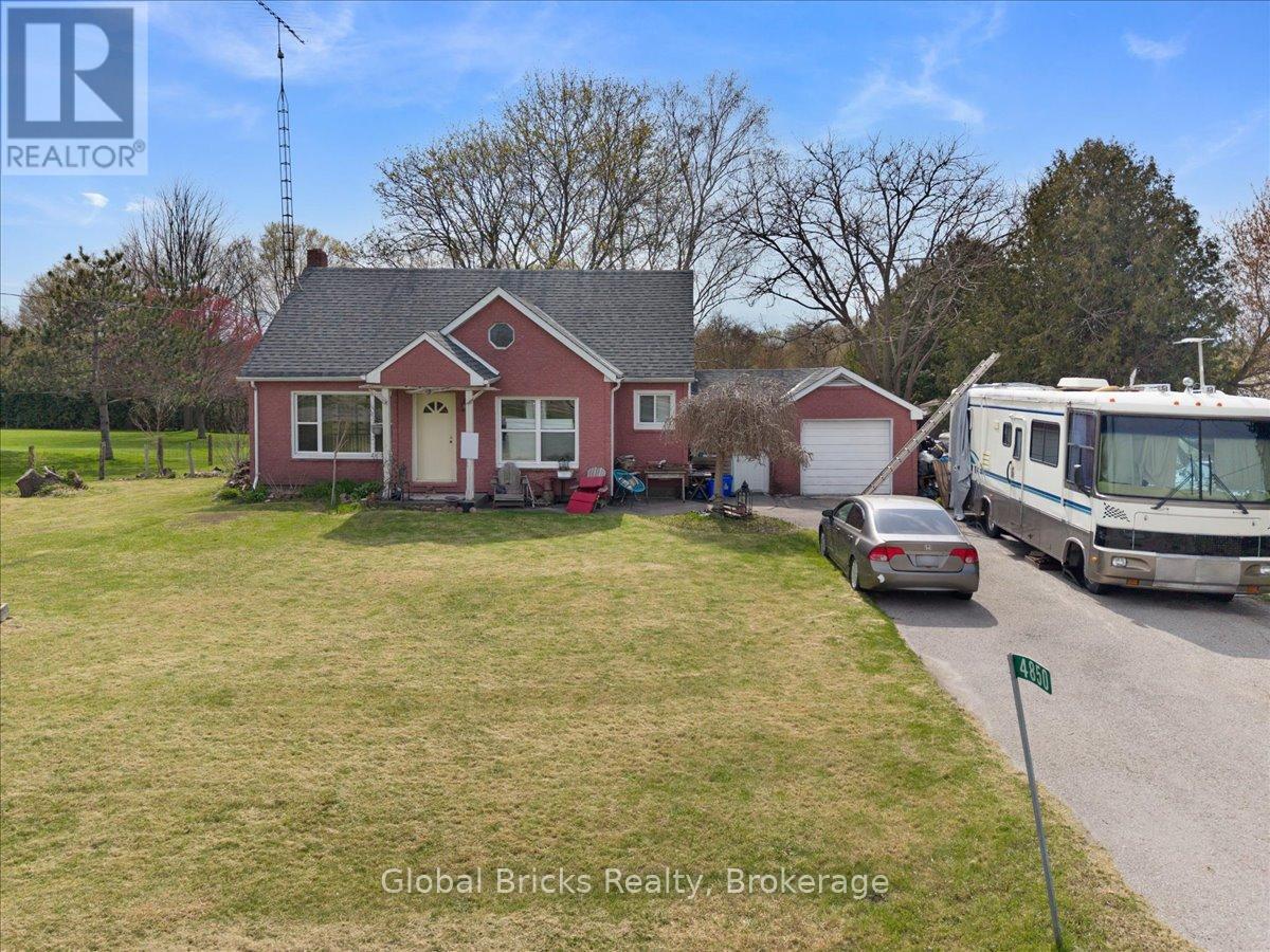 2363 Taunton Road Property Photo 17
