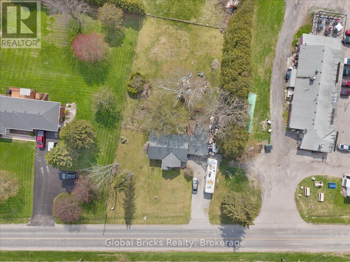 2363 Taunton Road Property Photo 24