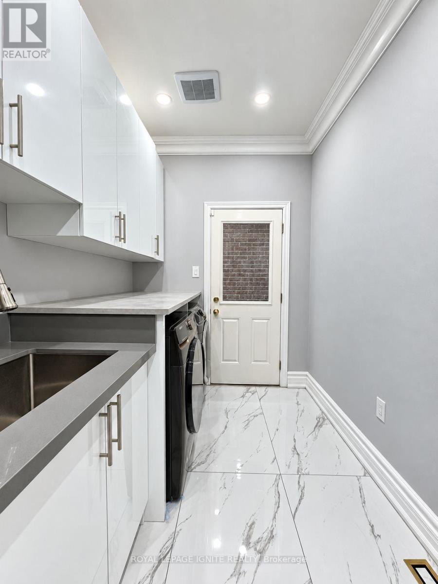 7 Aquilina Court Property Photo 7