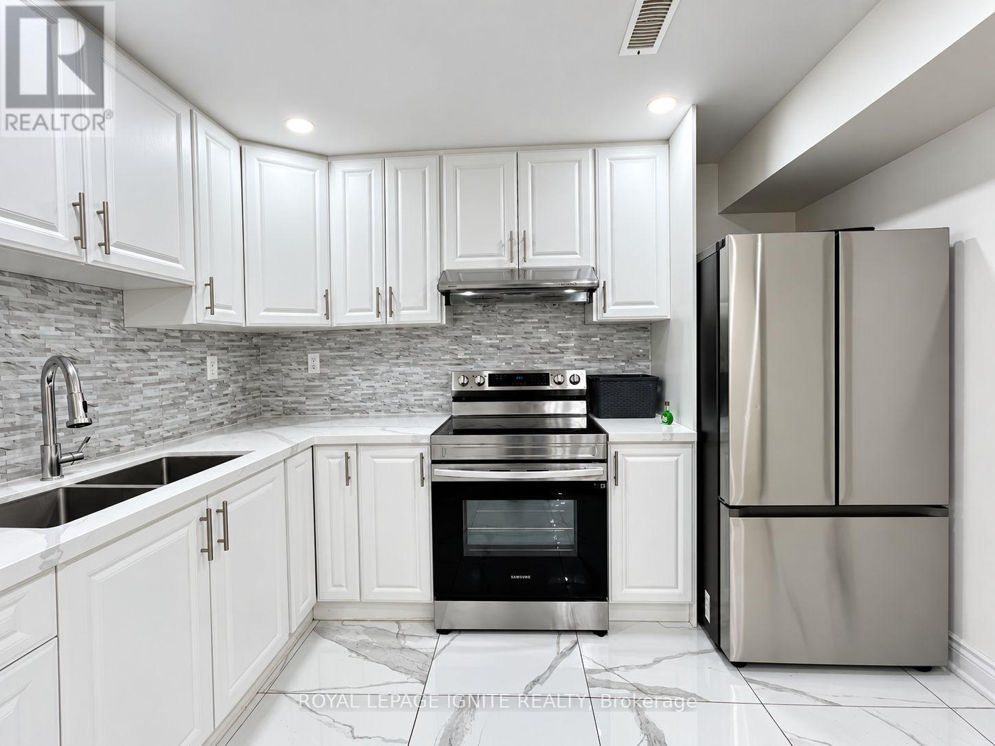 7 Aquilina Court Property Photo 18