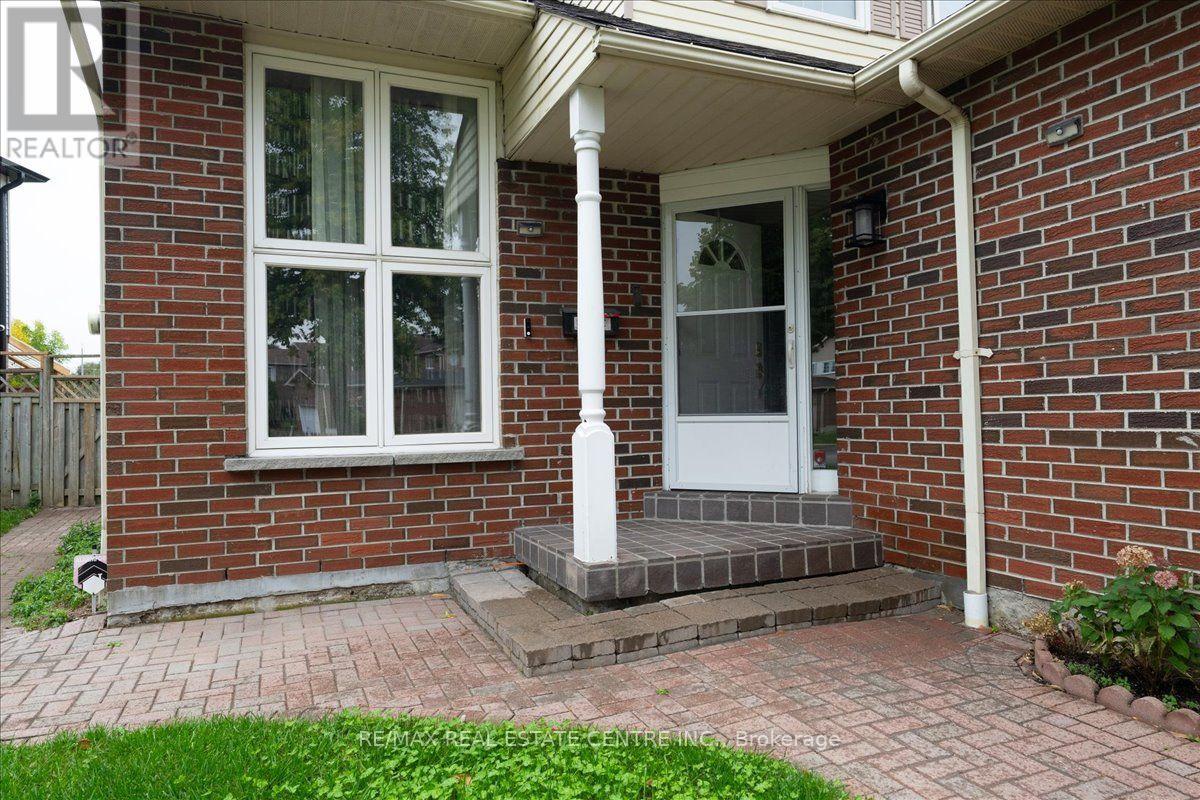 257 Wright Crescent Property Photo 6