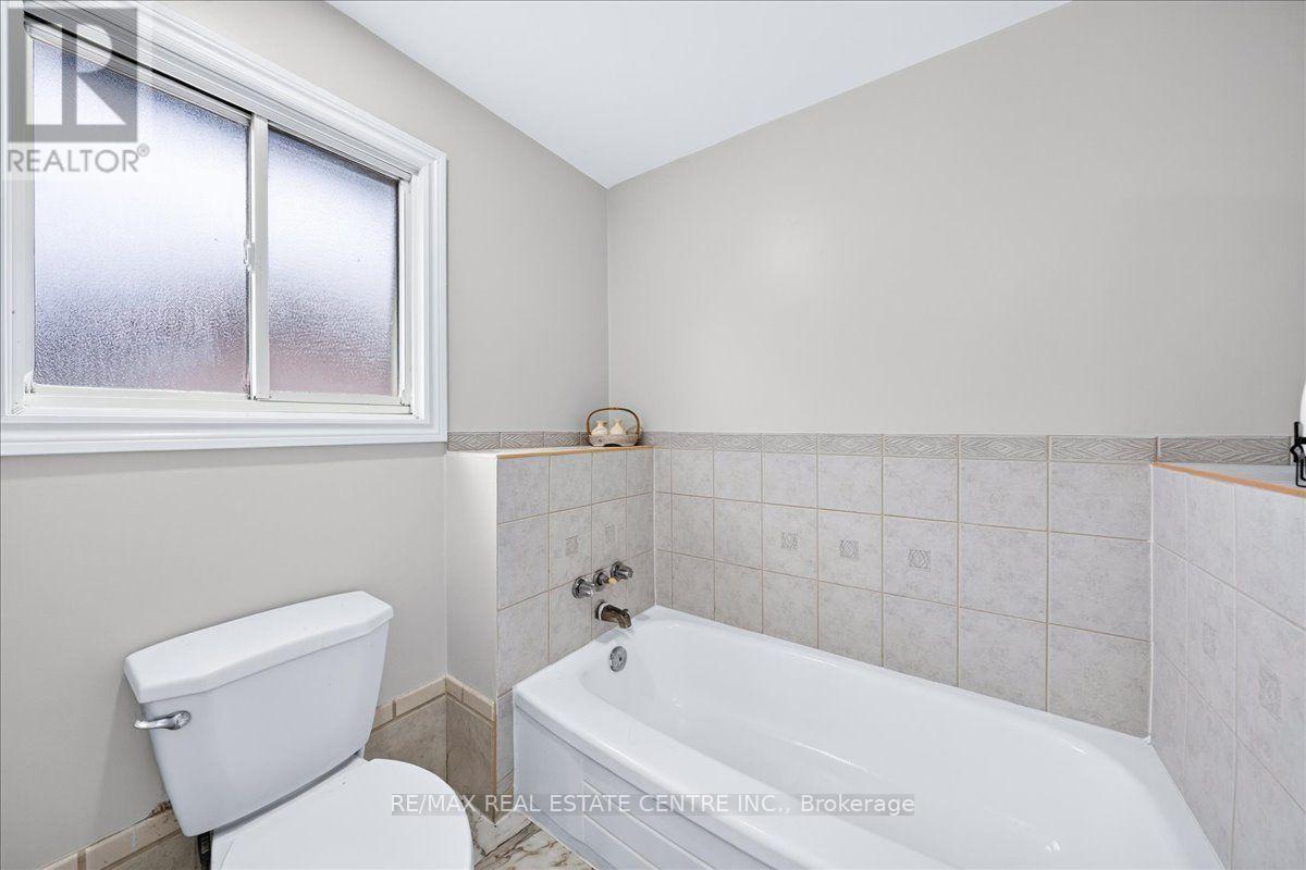 257 Wright Crescent Property Photo 30