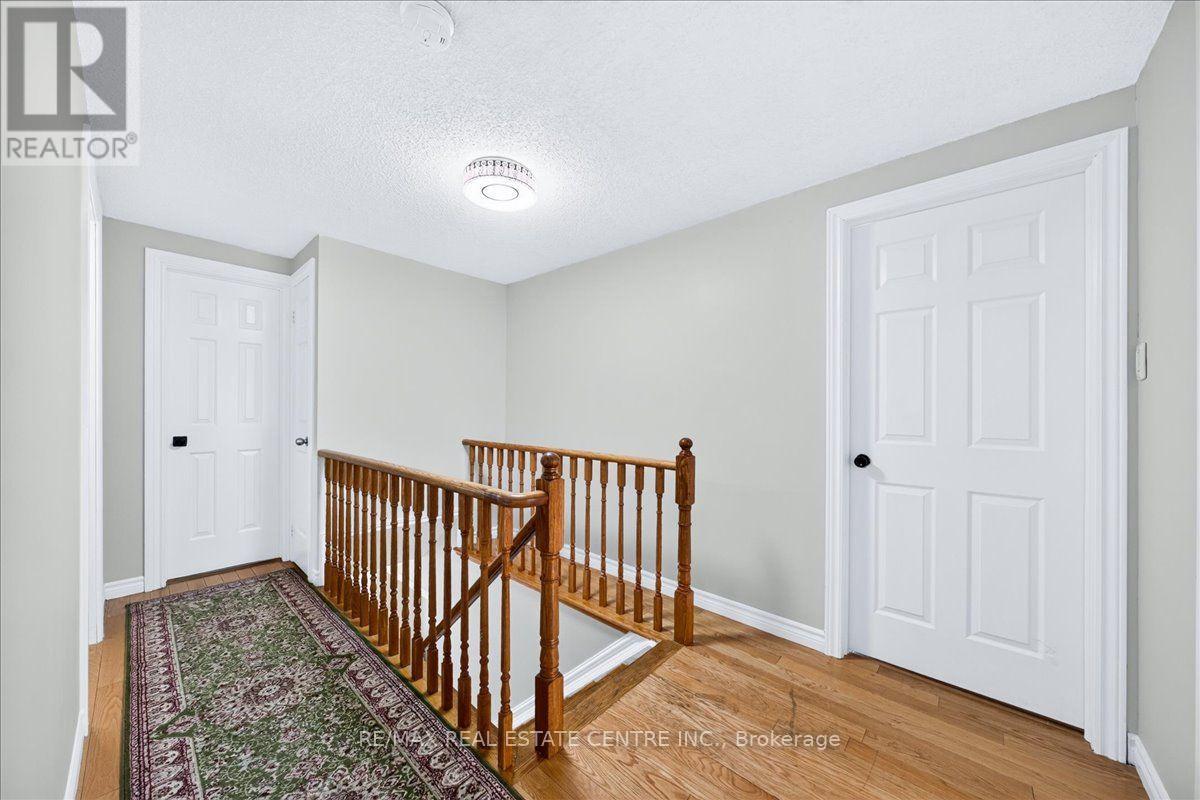257 Wright Crescent Property Photo 36