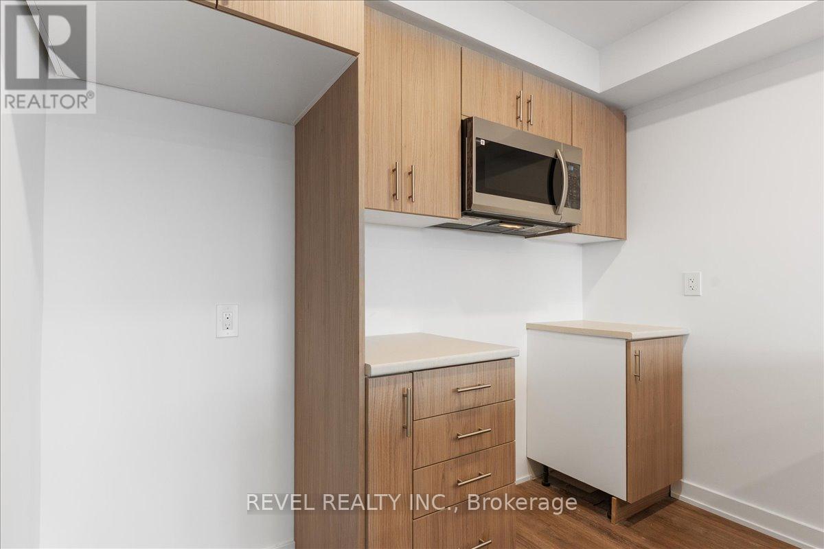 7 - 200 Railway Engine House Way Property Photo 14