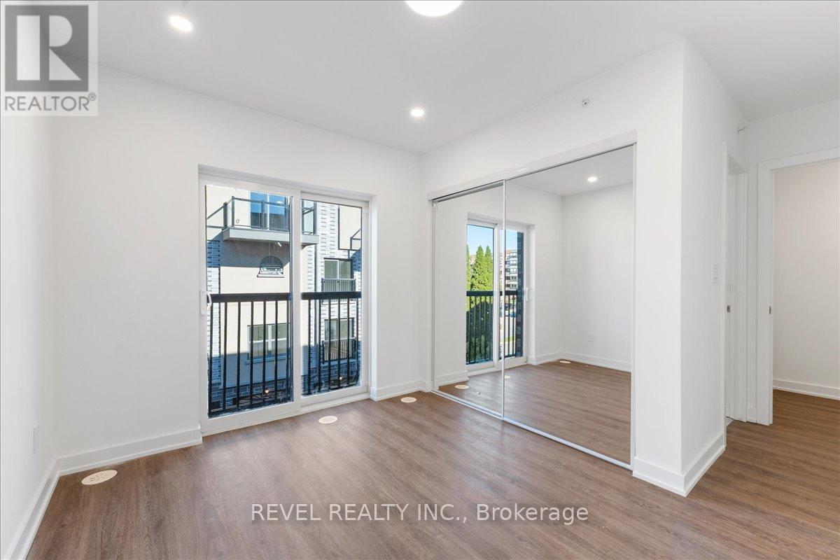 7 - 200 Railway Engine House Way Property Photo 27
