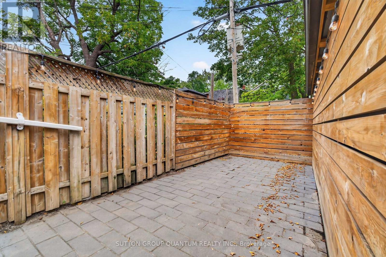 693 Greenwood Avenue Property Photo 40