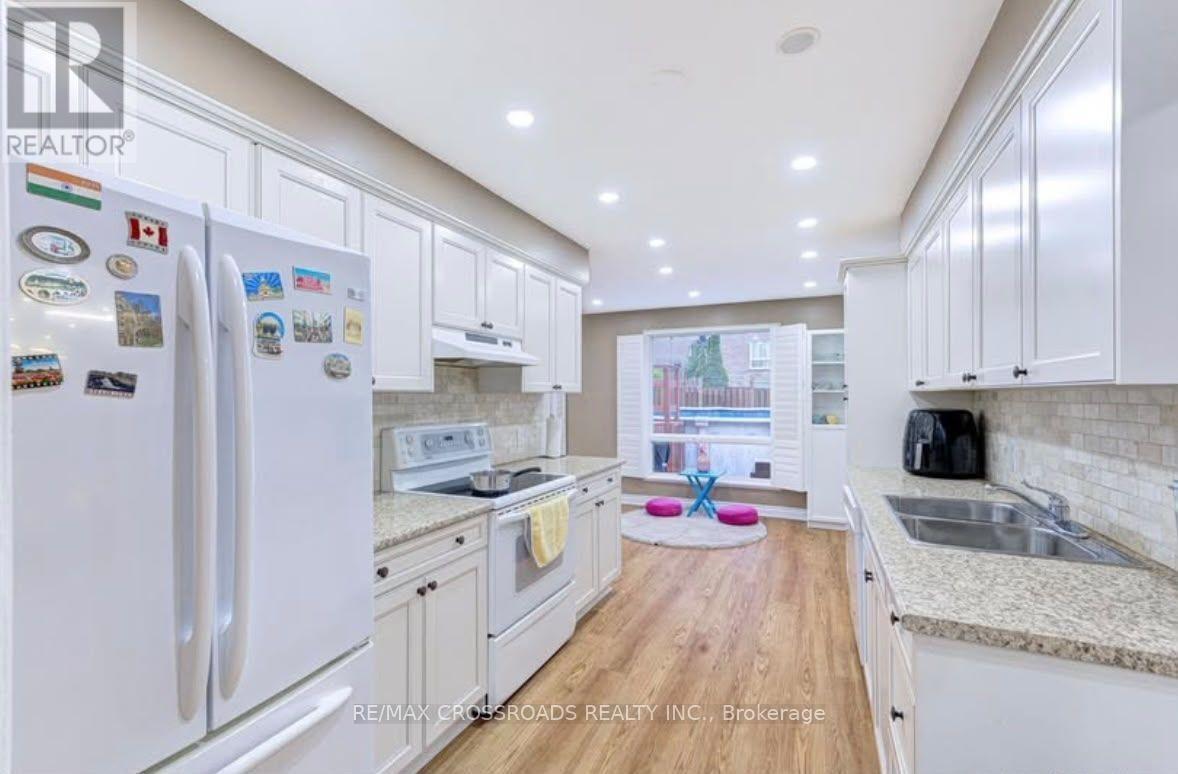 11 Murkar Crescent Property Photo 14