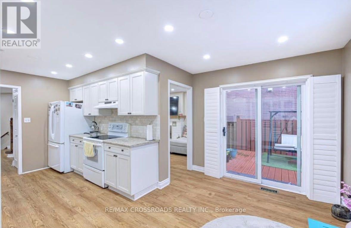 11 Murkar Crescent Property Photo 18
