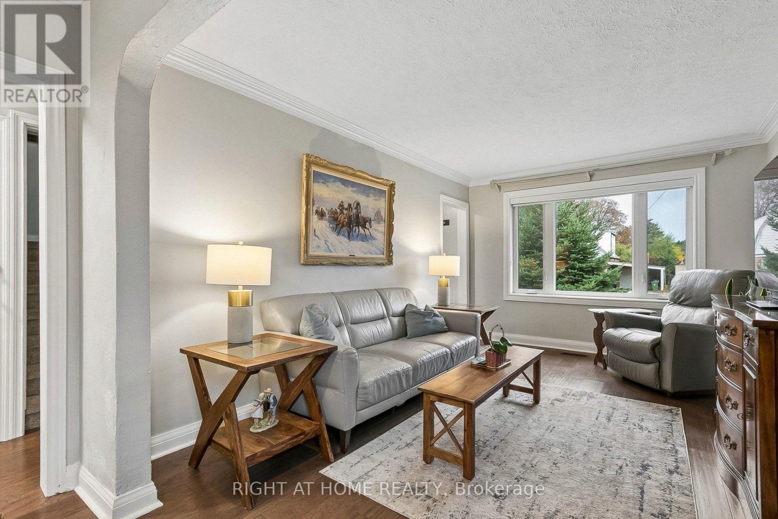 19 Flempton Crescent Property Photo 5