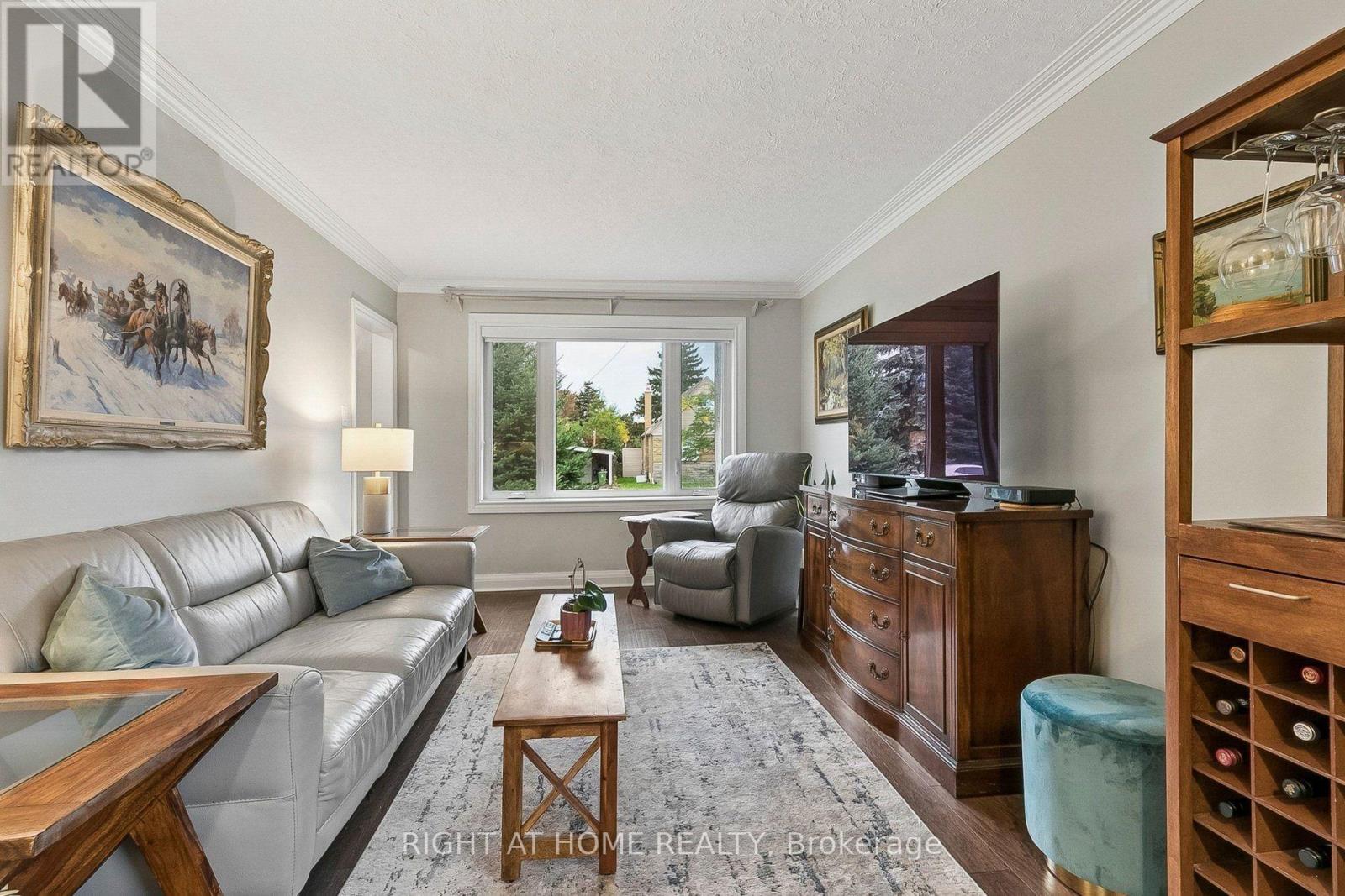 19 Flempton Crescent Property Photo 6