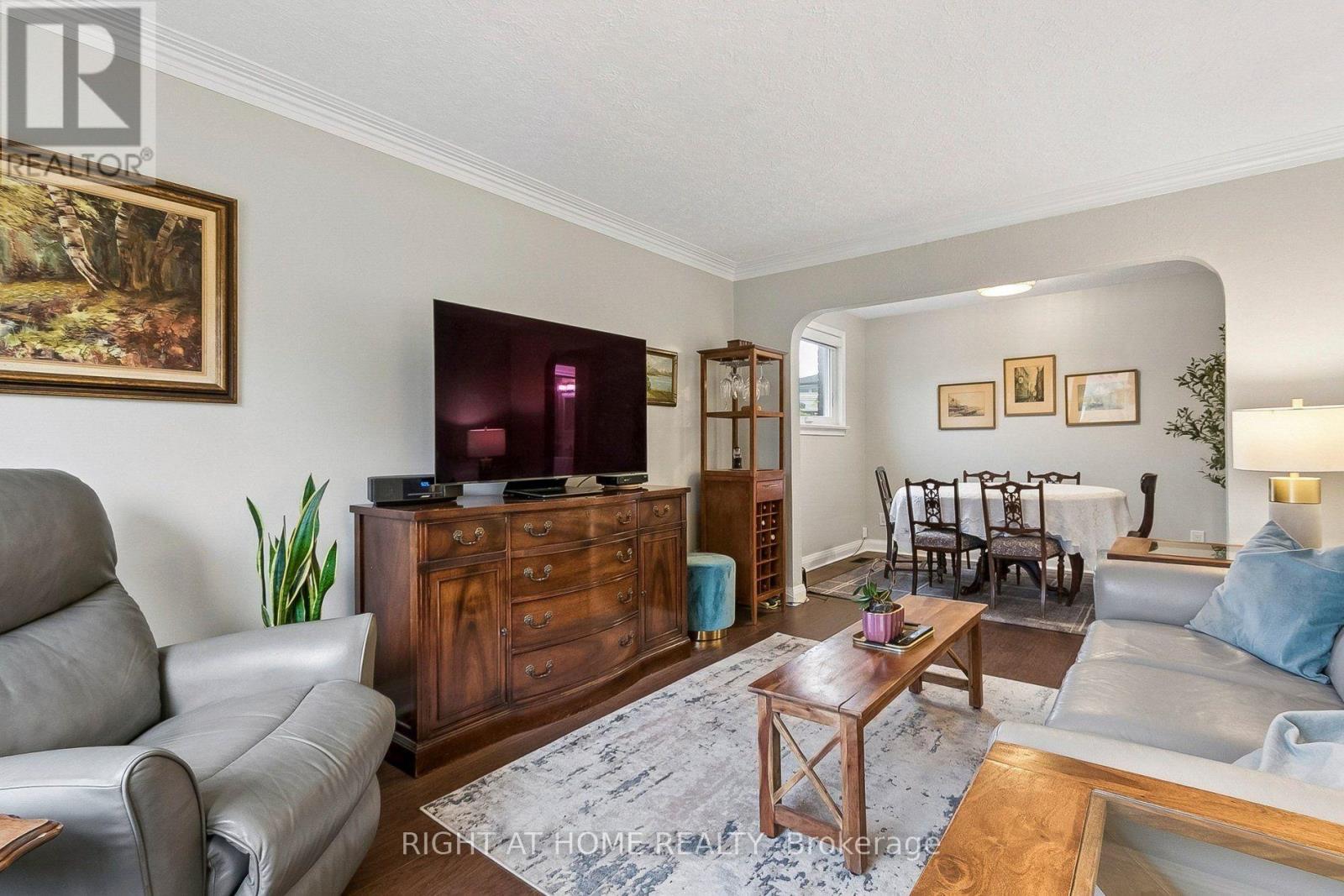 19 Flempton Crescent Property Photo 9