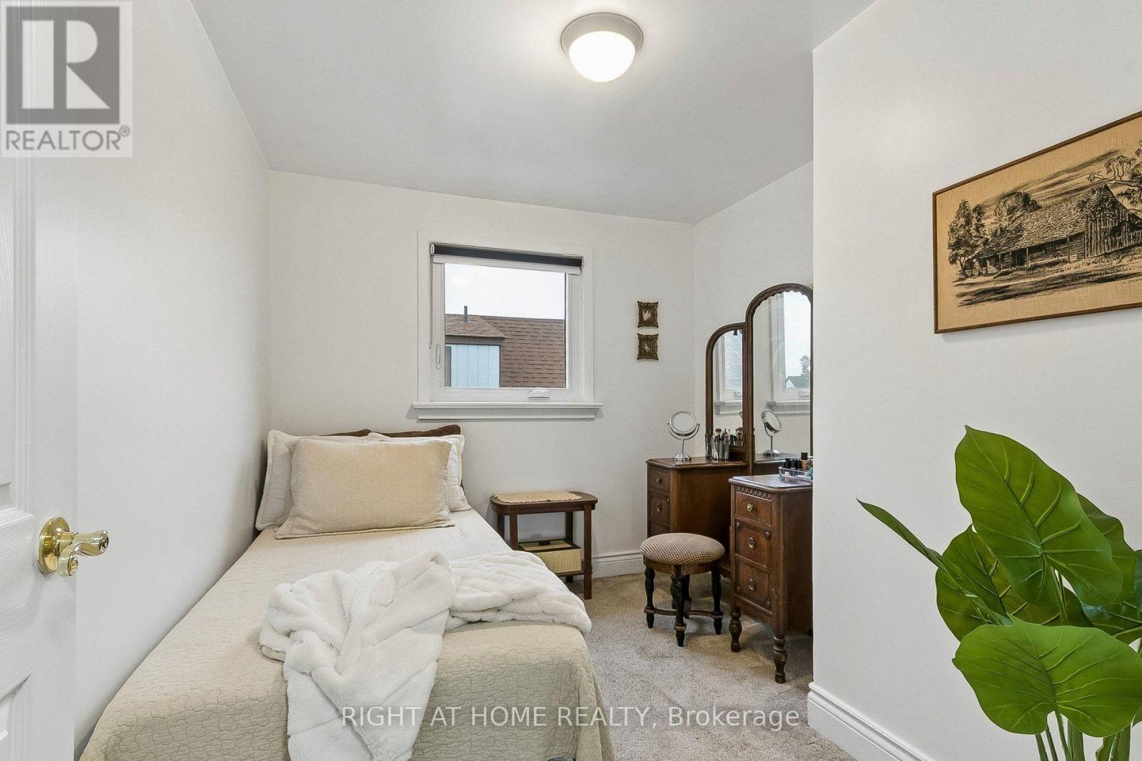 19 Flempton Crescent Property Photo 22