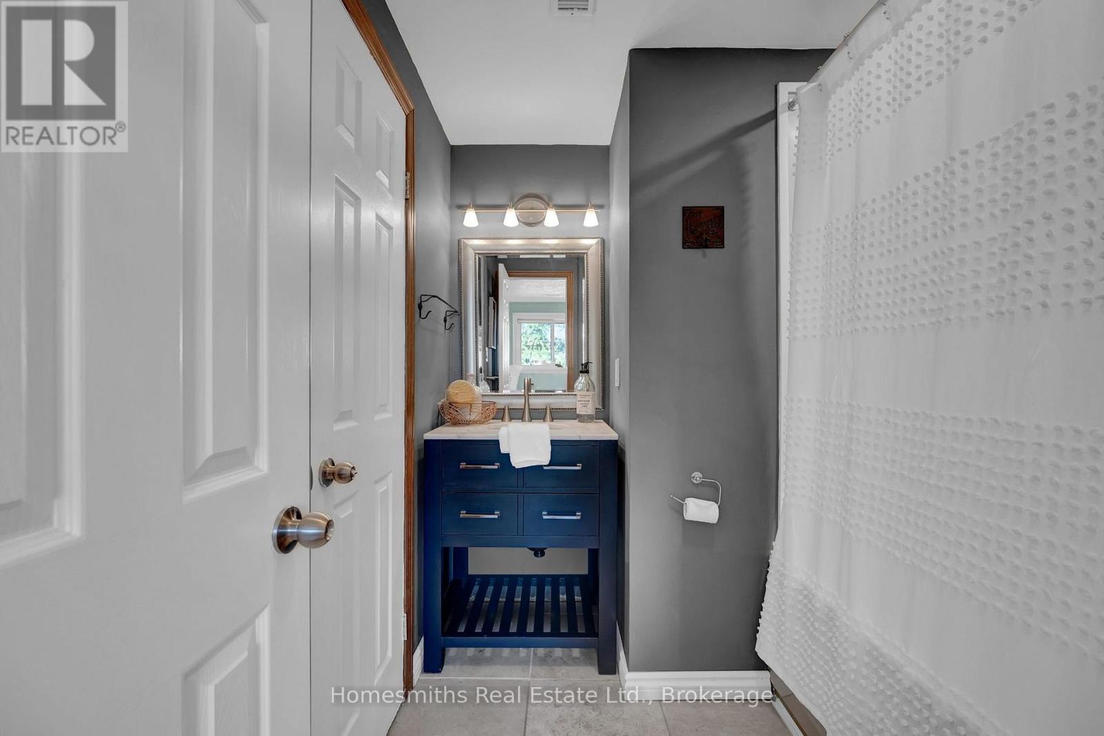 3 Thomas Street Property Photo 29