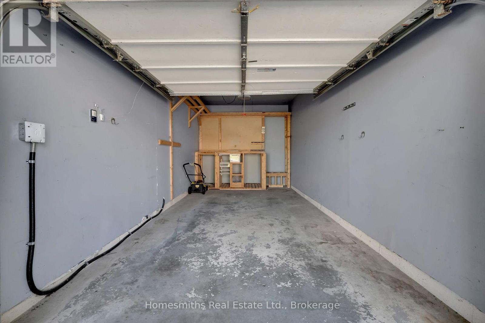 3 Thomas Street Property Photo 40