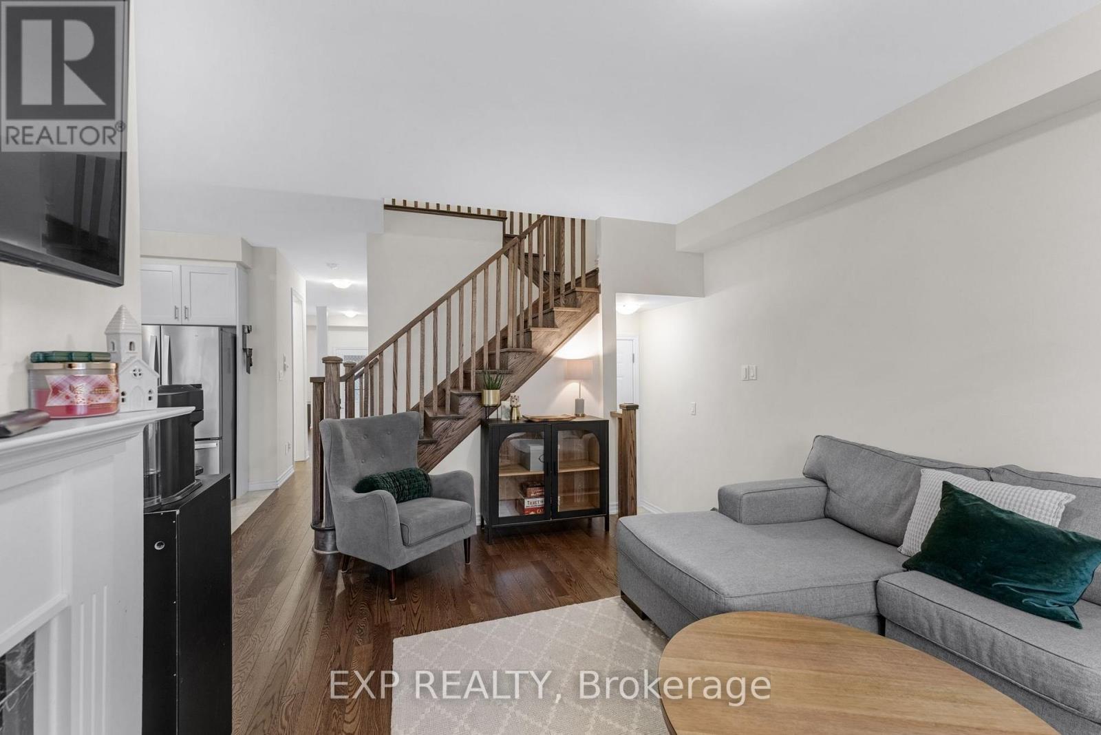 18 Hough Lane Property Photo 19