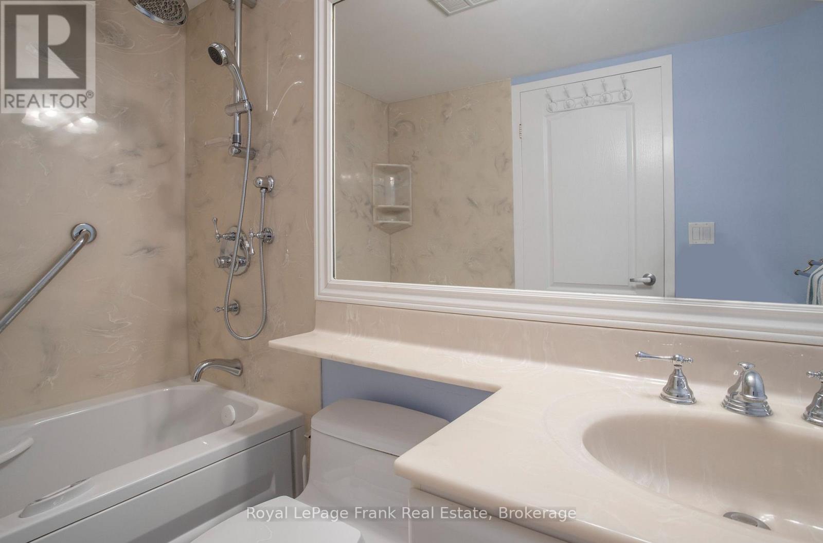 213 - 712 Rossland Road E Property Photo 22