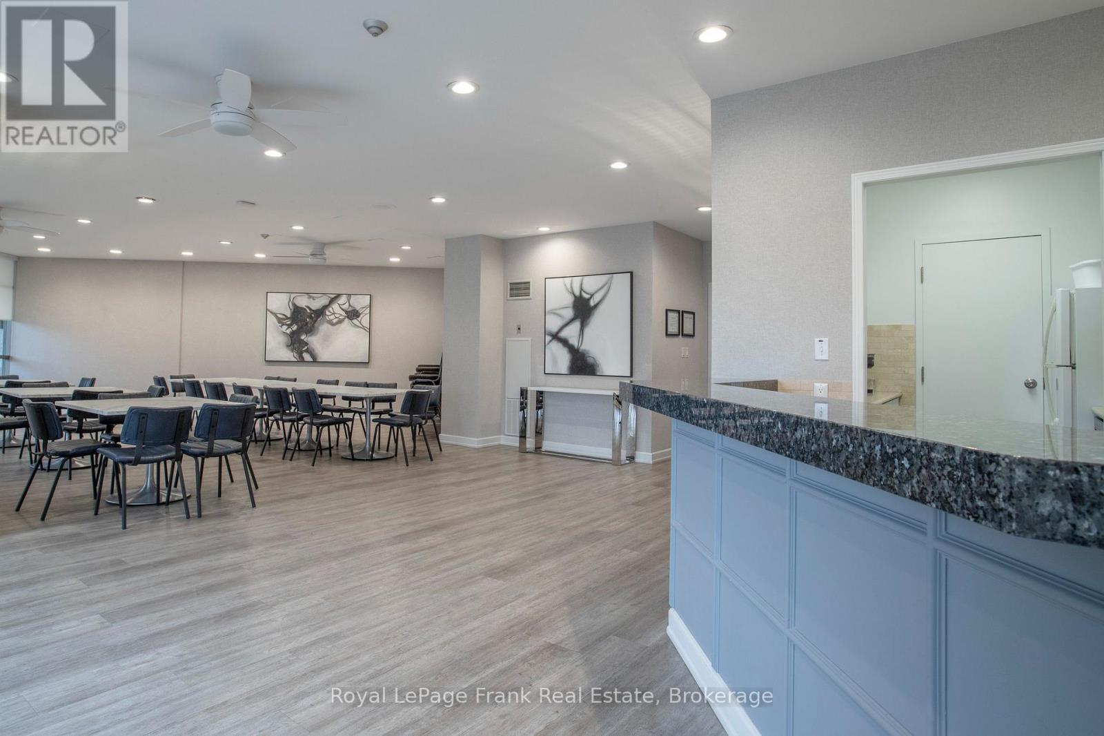 213 - 712 Rossland Road E Property Photo 27
