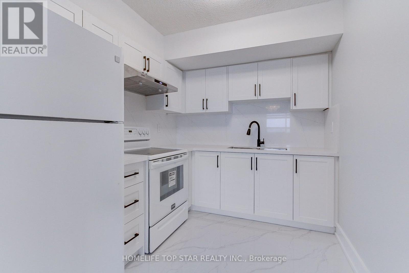 613 - 5580 Sheppard E Avenue Property Photo 11