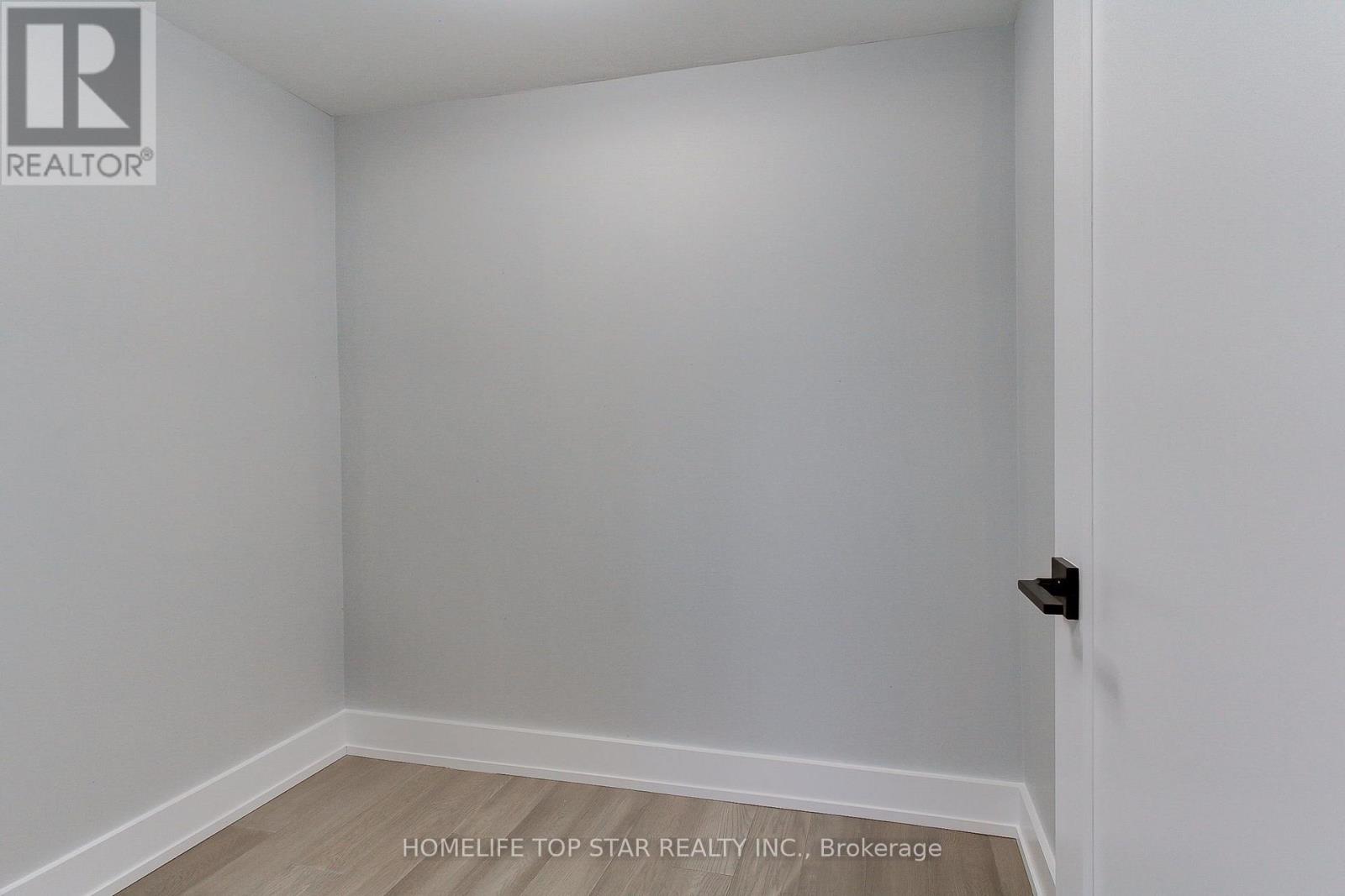 613 - 5580 Sheppard E Avenue Property Photo 27