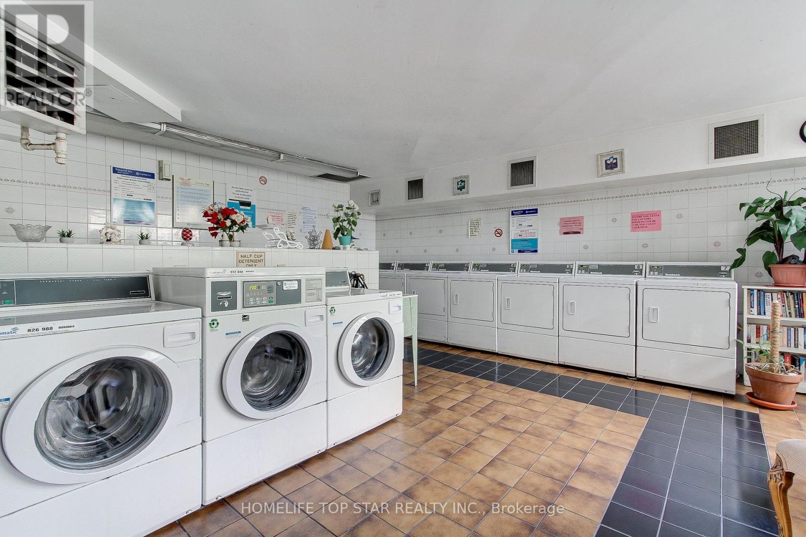 613 - 5580 Sheppard E Avenue Property Photo 32