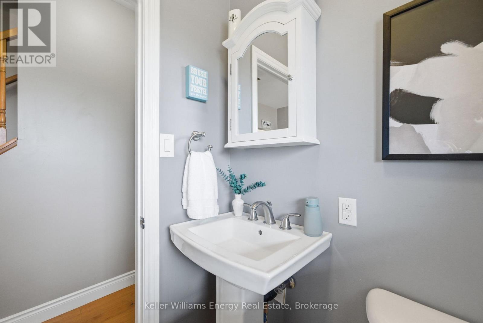 332 Carnegie Beach Road Property Photo 15