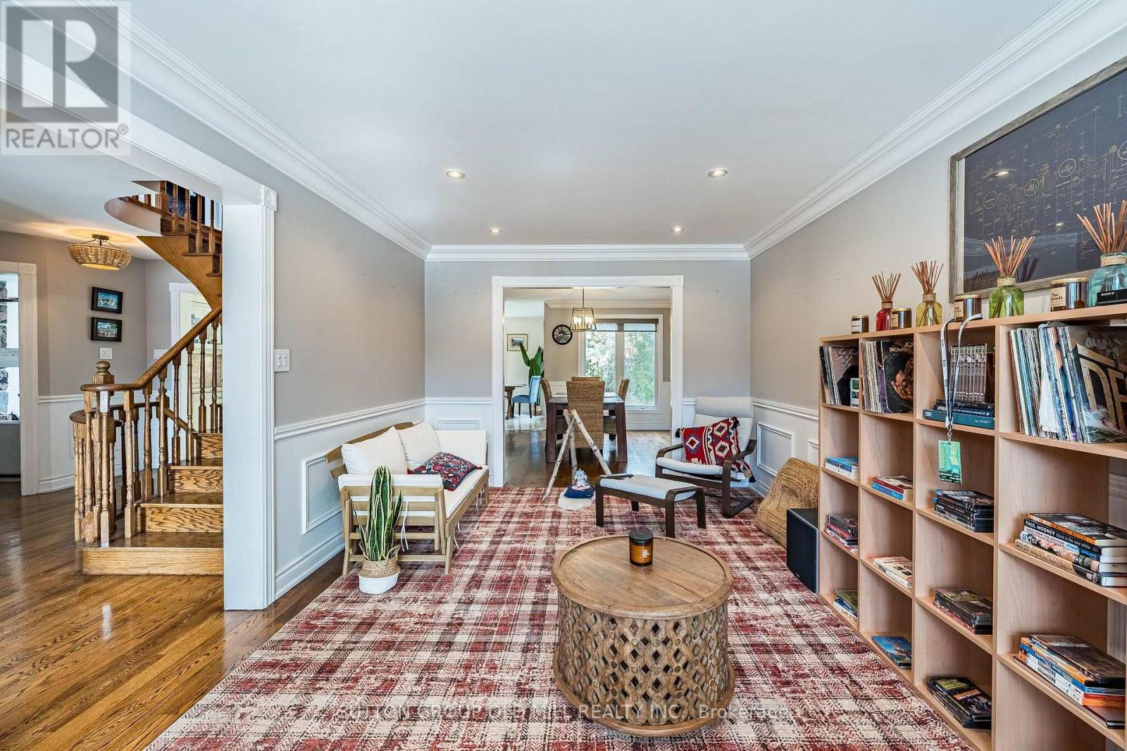 501 Sundown Crescent Property Photo 7