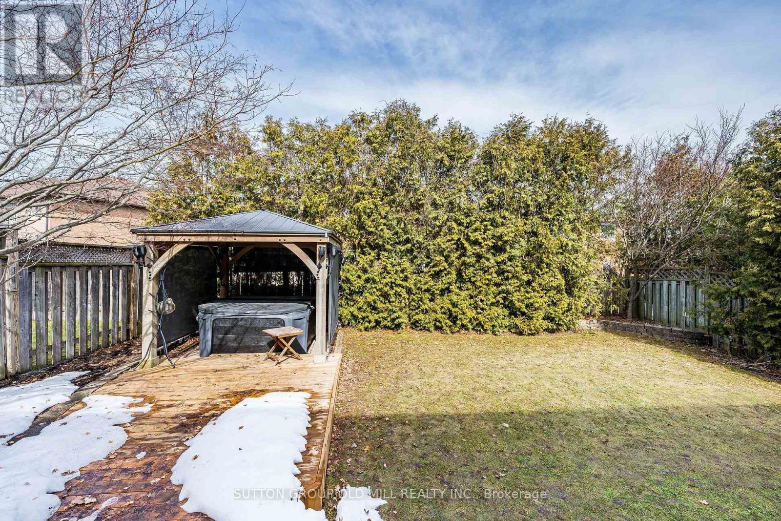501 Sundown Crescent Property Photo 43