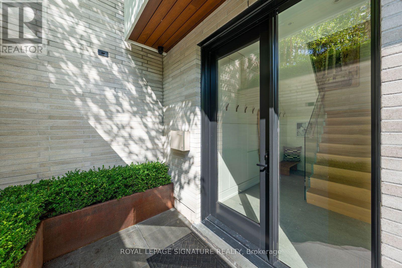 8 Fallingbrook Wood Property Photo 7