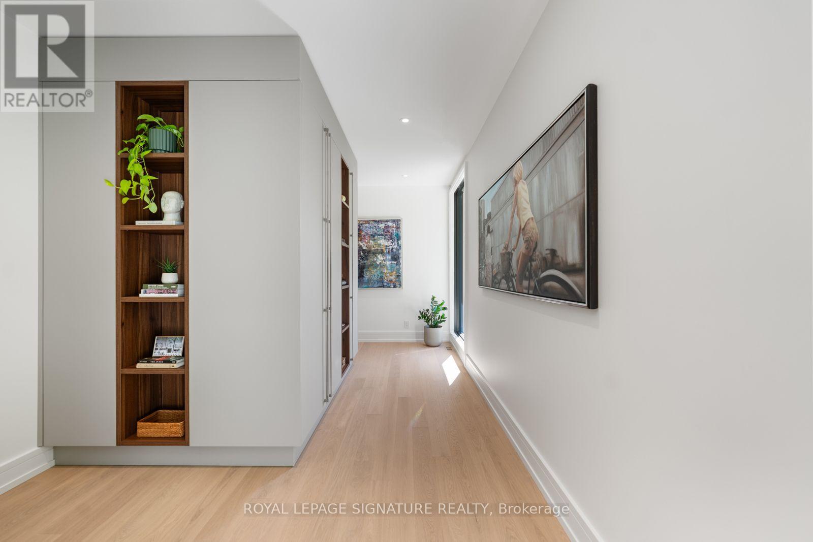 8 Fallingbrook Wood Property Photo 9