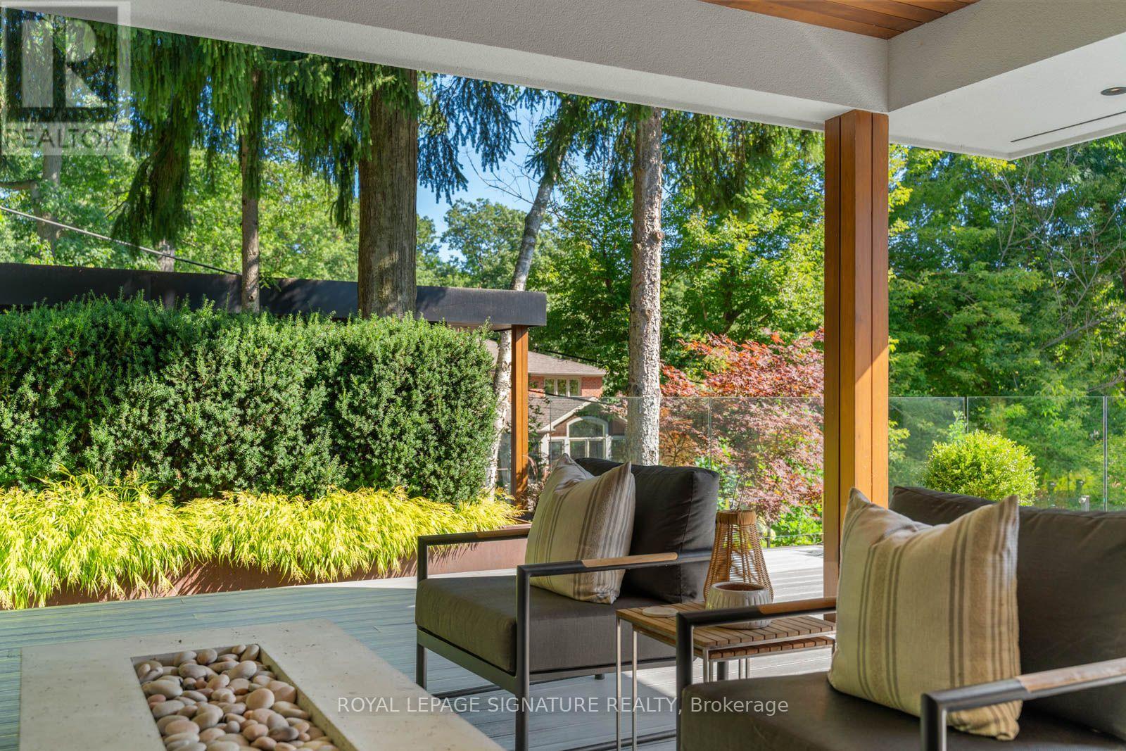 8 Fallingbrook Wood Property Photo 22
