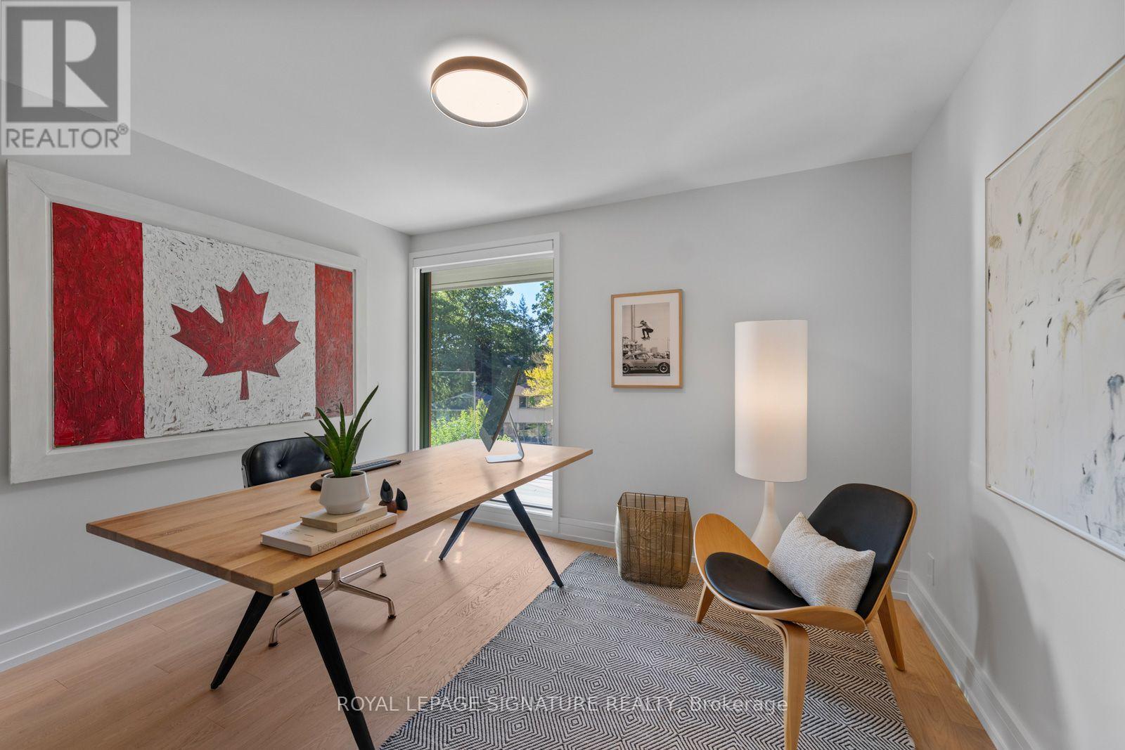 8 Fallingbrook Wood Property Photo 29