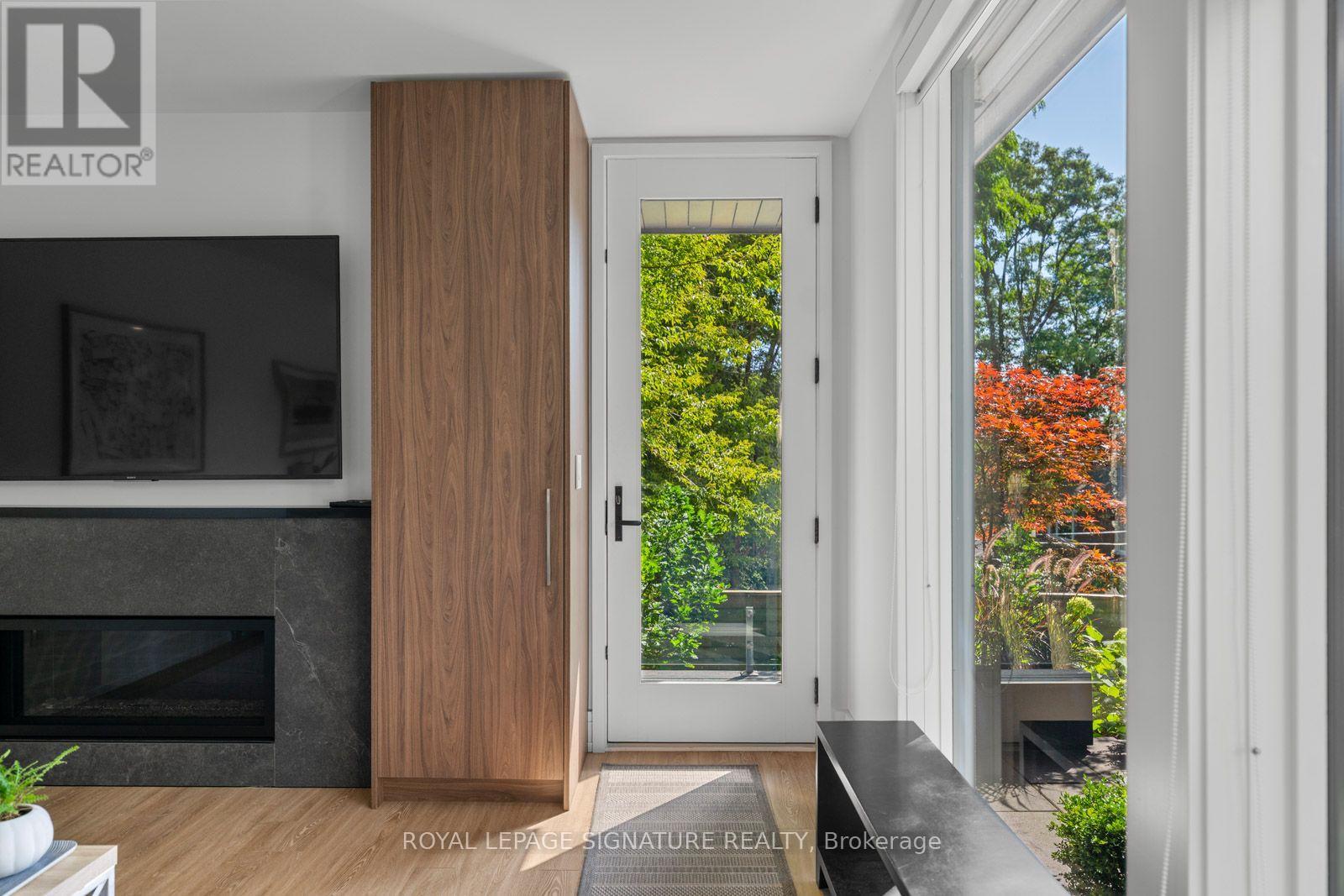 8 Fallingbrook Wood Property Photo 42