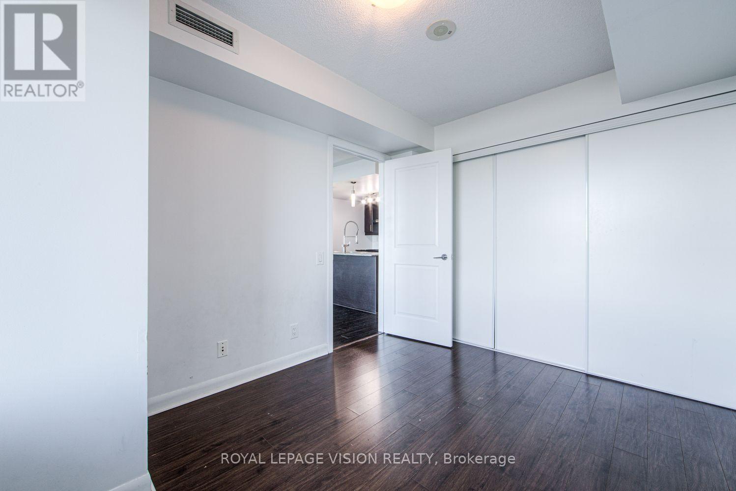 2806 - 190 Borough Drive Property Photo 16