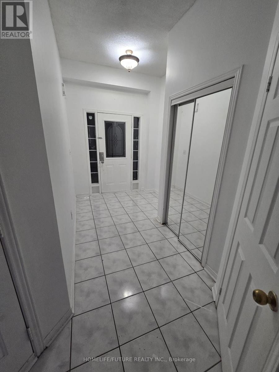 108 Gristone Crescent Property Photo 8