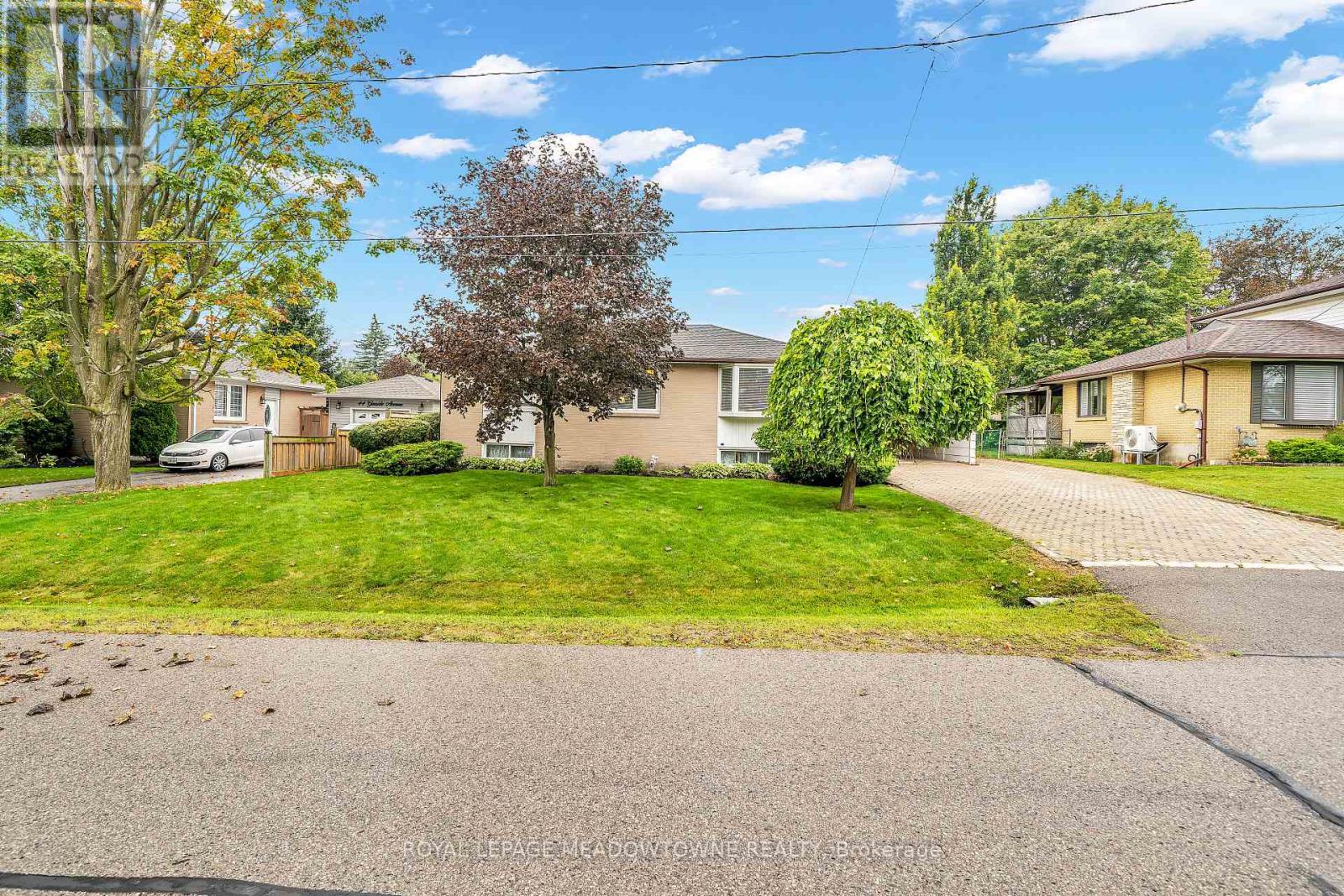 48 GARSIDE AVENUE Property Photo 1