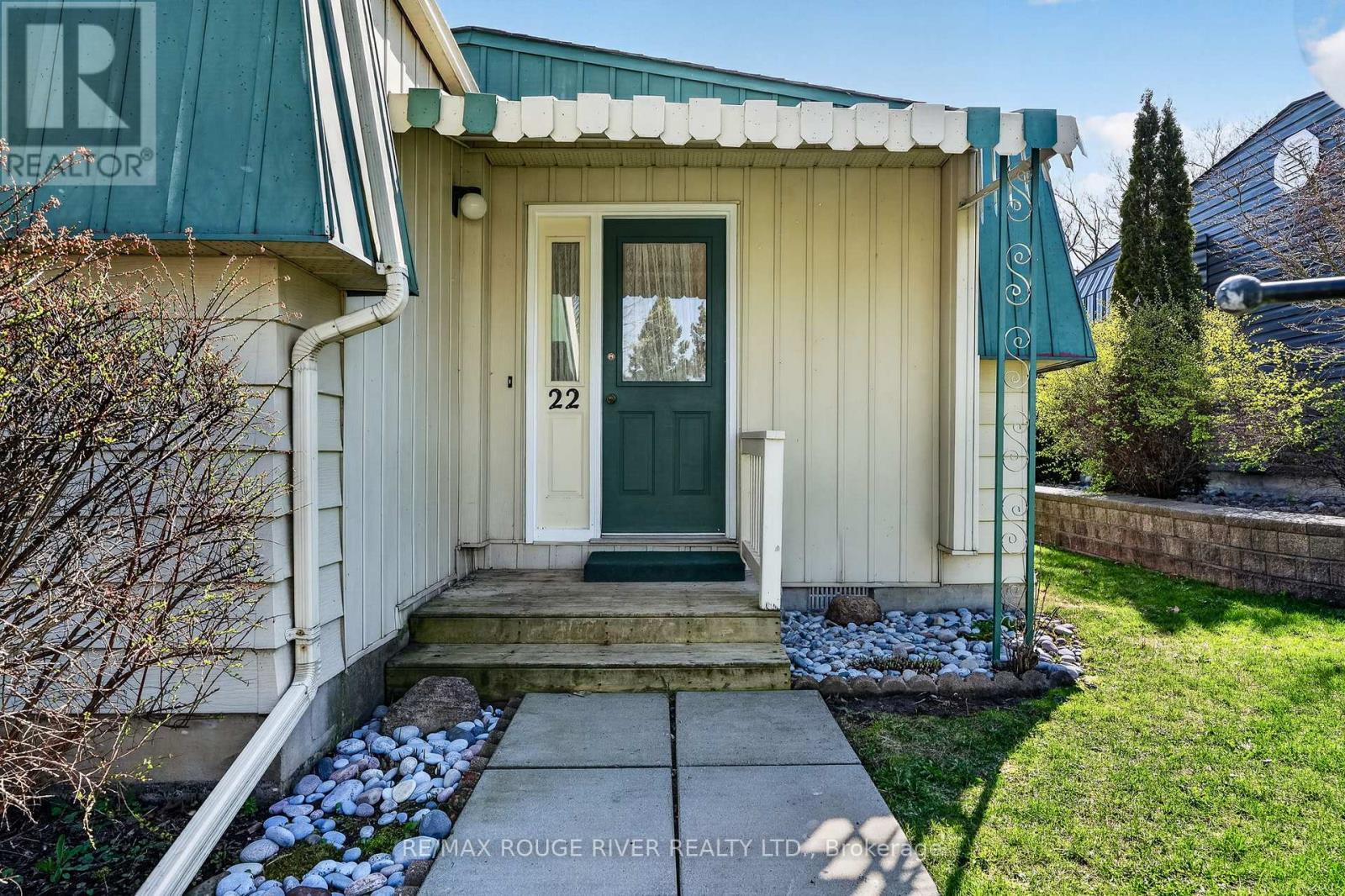 22 Eastbank Road Property Photo 6