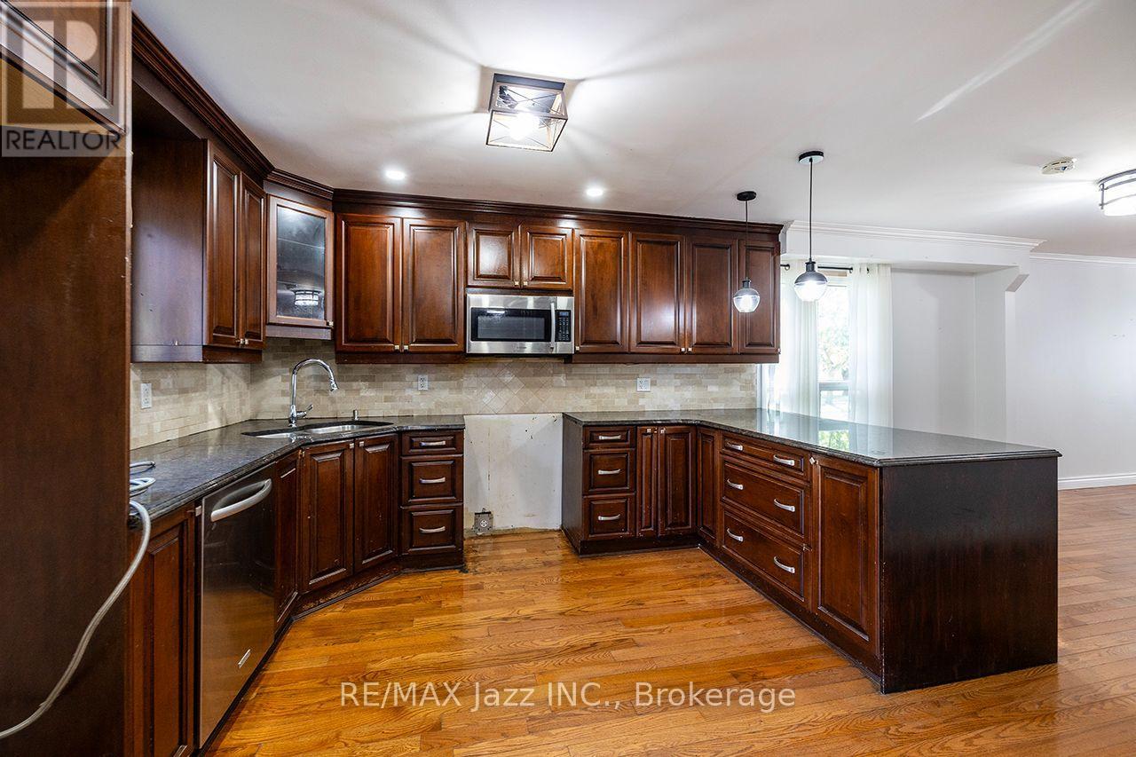 930 White Ash Drive Property Photo 10