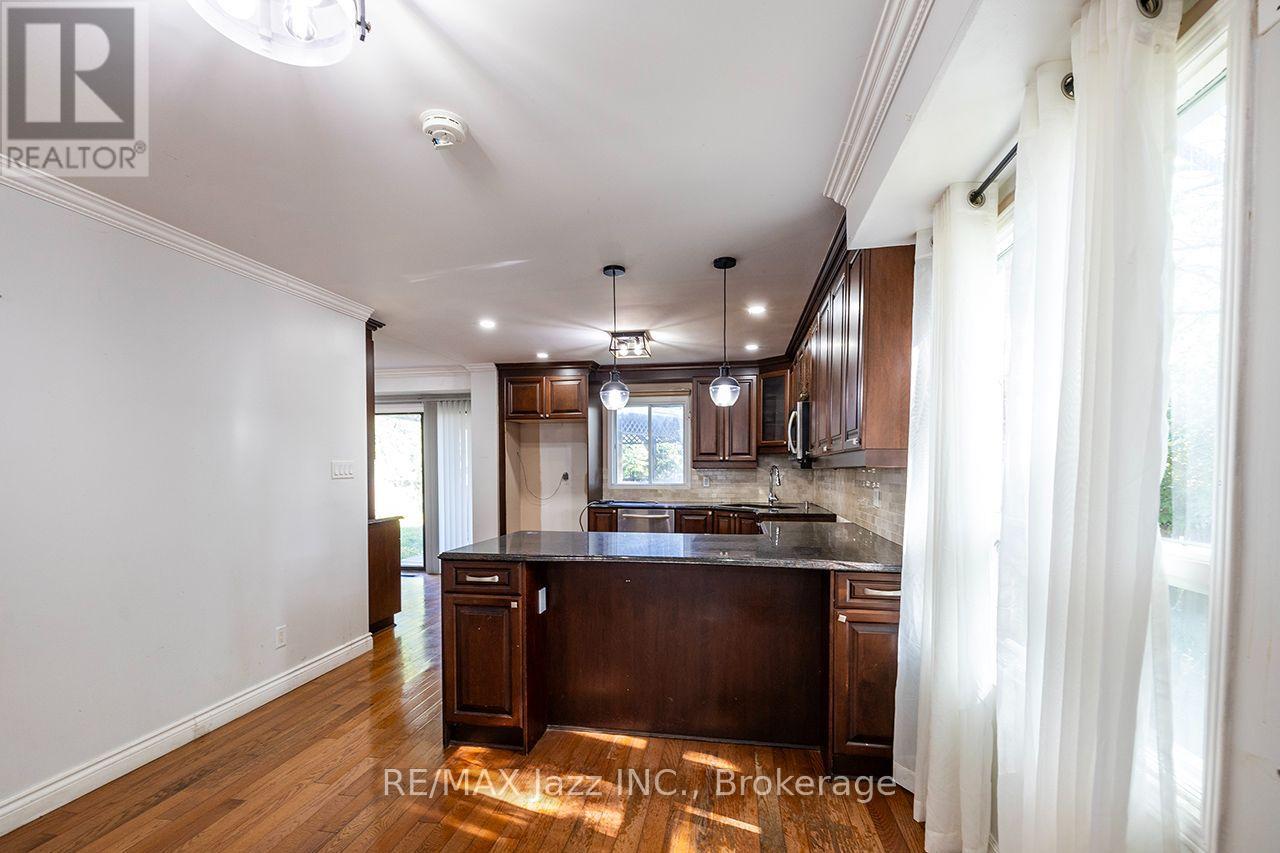 930 White Ash Drive Property Photo 12