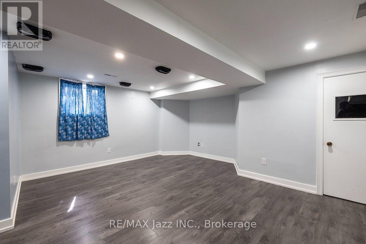 930 White Ash Drive Property Photo 17
