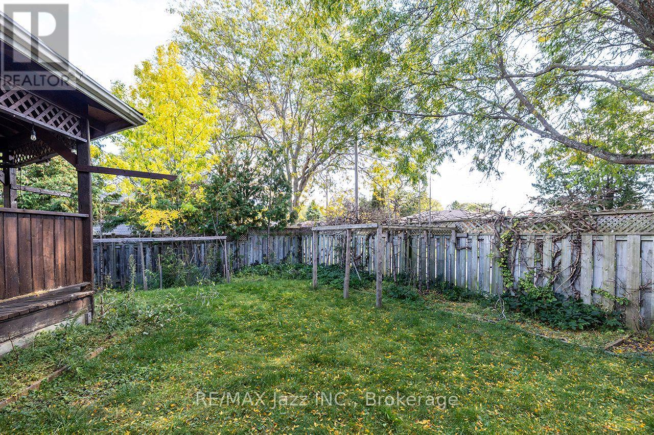 930 White Ash Drive Property Photo 37