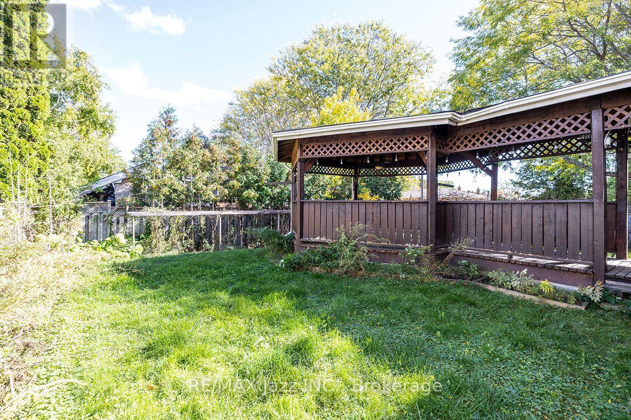 930 White Ash Drive Property Photo 39