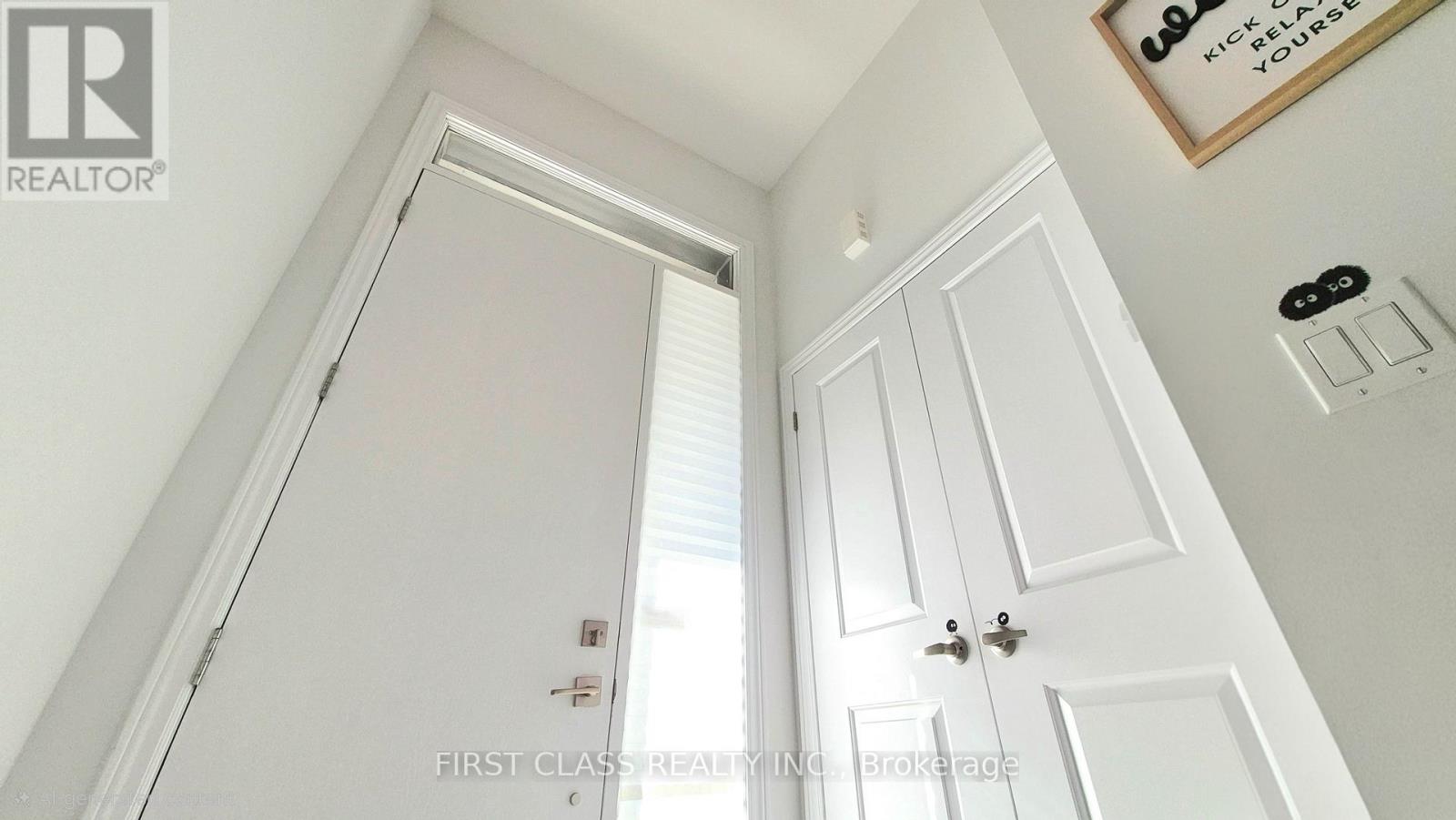 52 Sorbara Way Property Photo 10