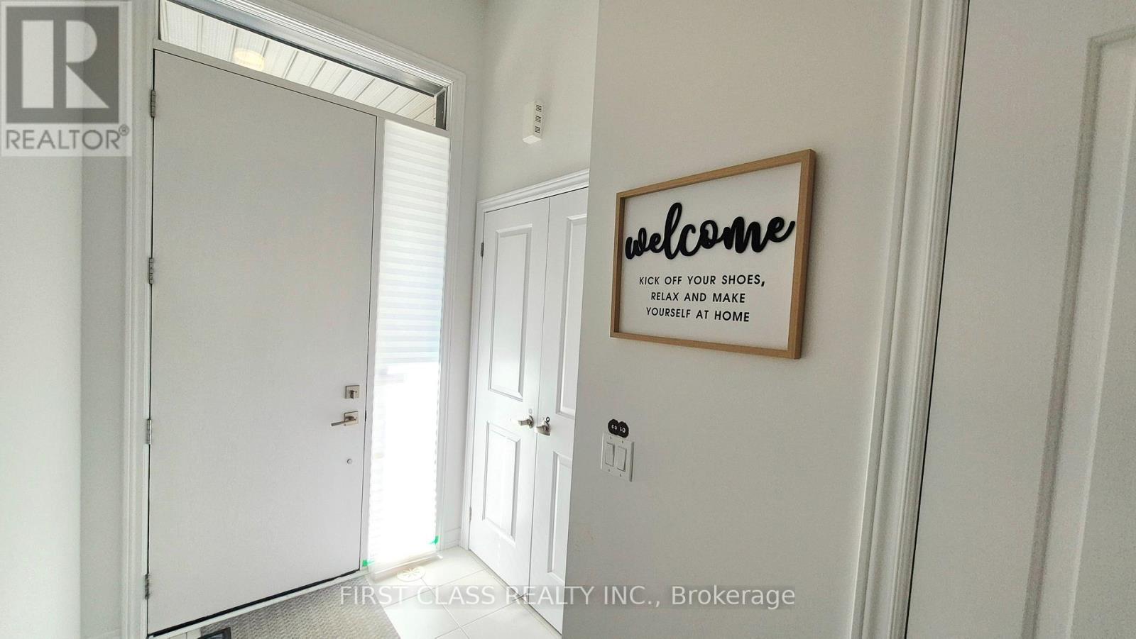 52 Sorbara Way Property Photo 11