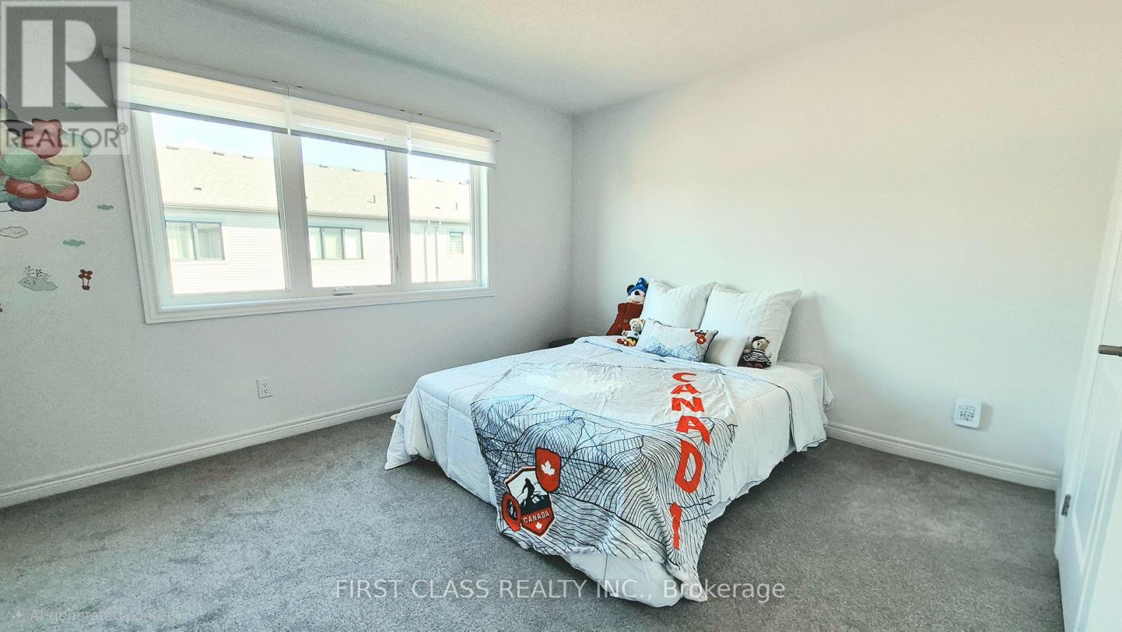 52 Sorbara Way Property Photo 34