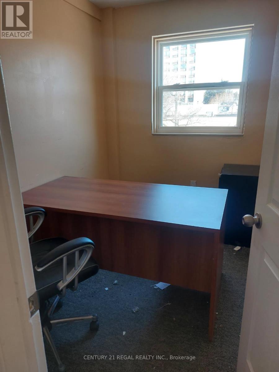 201a - 4030 Sheppard Avenue E Property Photo 3