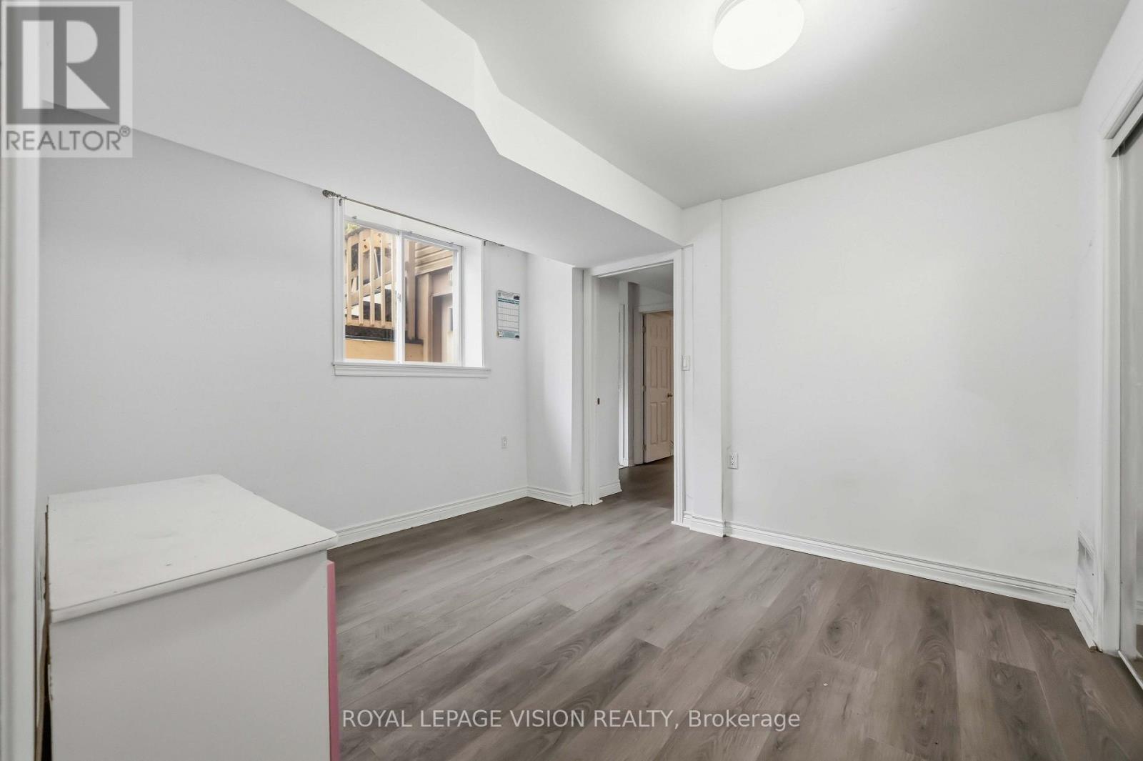 9 East Road Property Photo 20