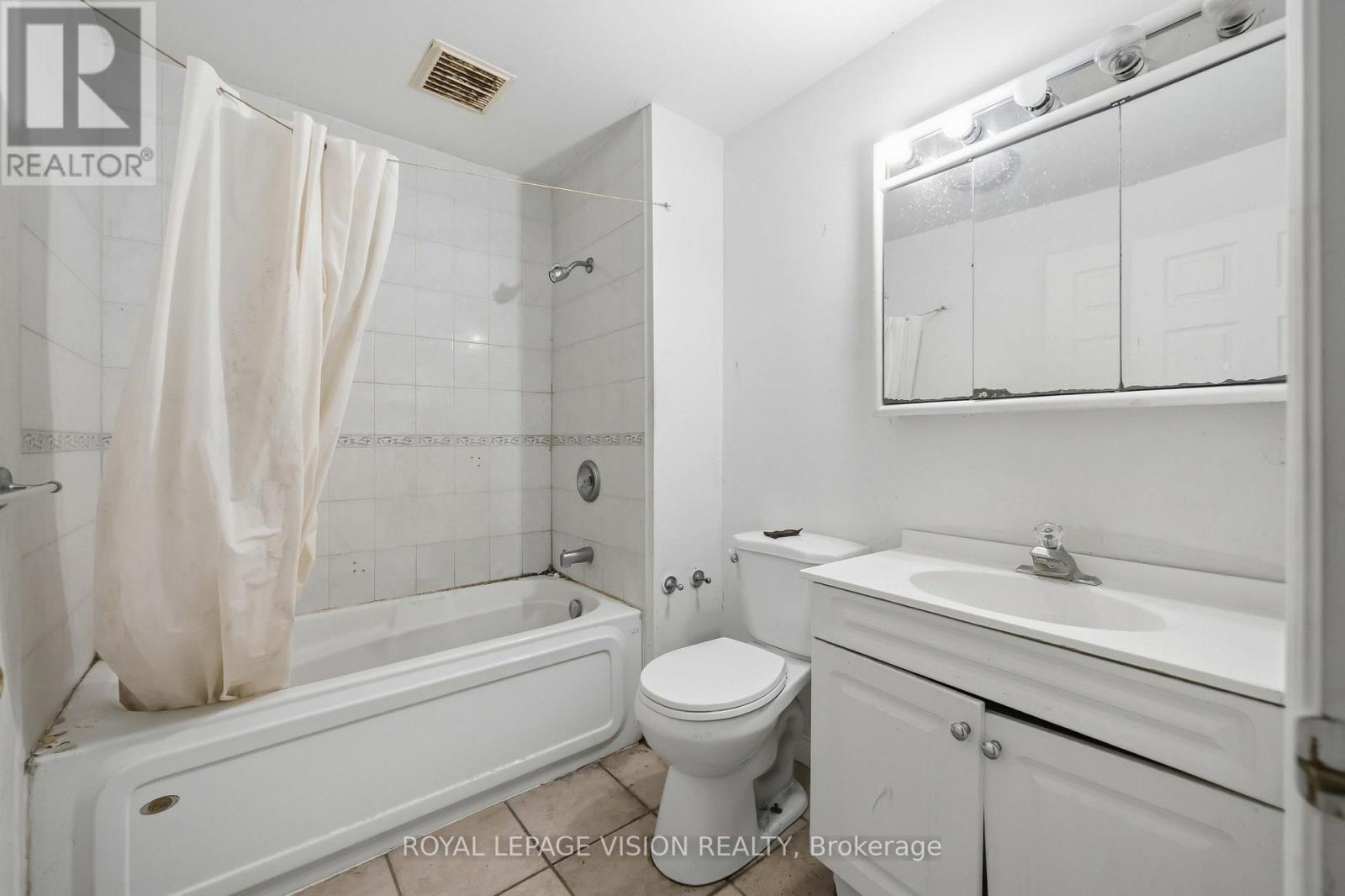 9 East Road Property Photo 25