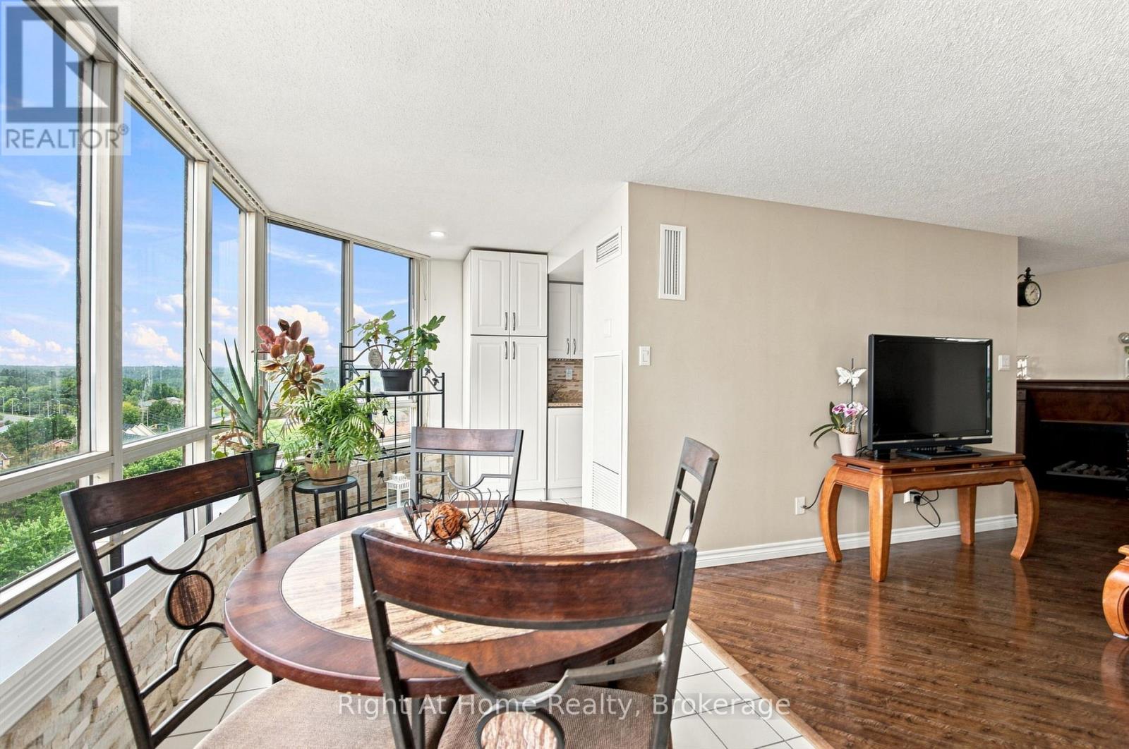 1215 - 11753 Sheppard Avenue E Property Photo 16