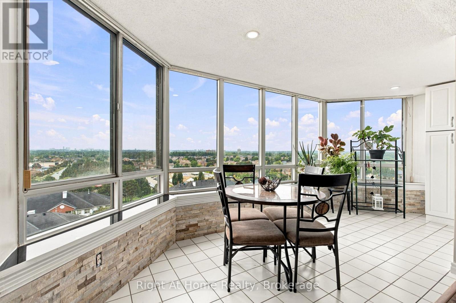 1215 - 11753 Sheppard Avenue E Property Photo 19
