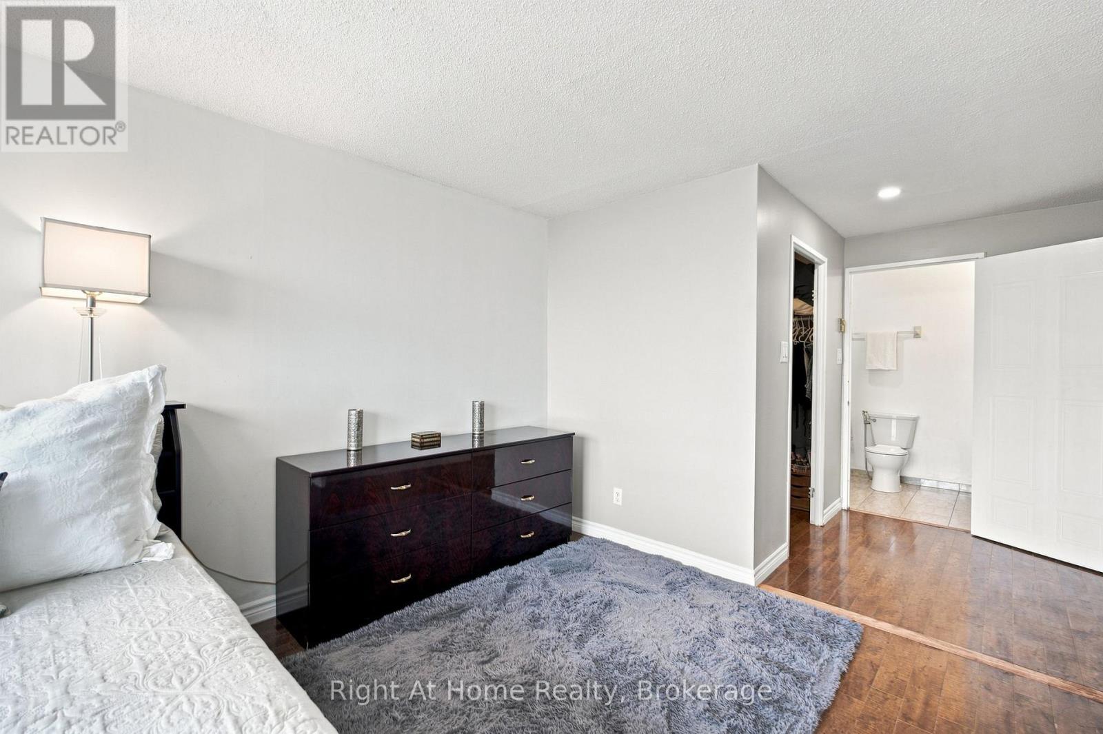 1215 - 11753 Sheppard Avenue E Property Photo 26